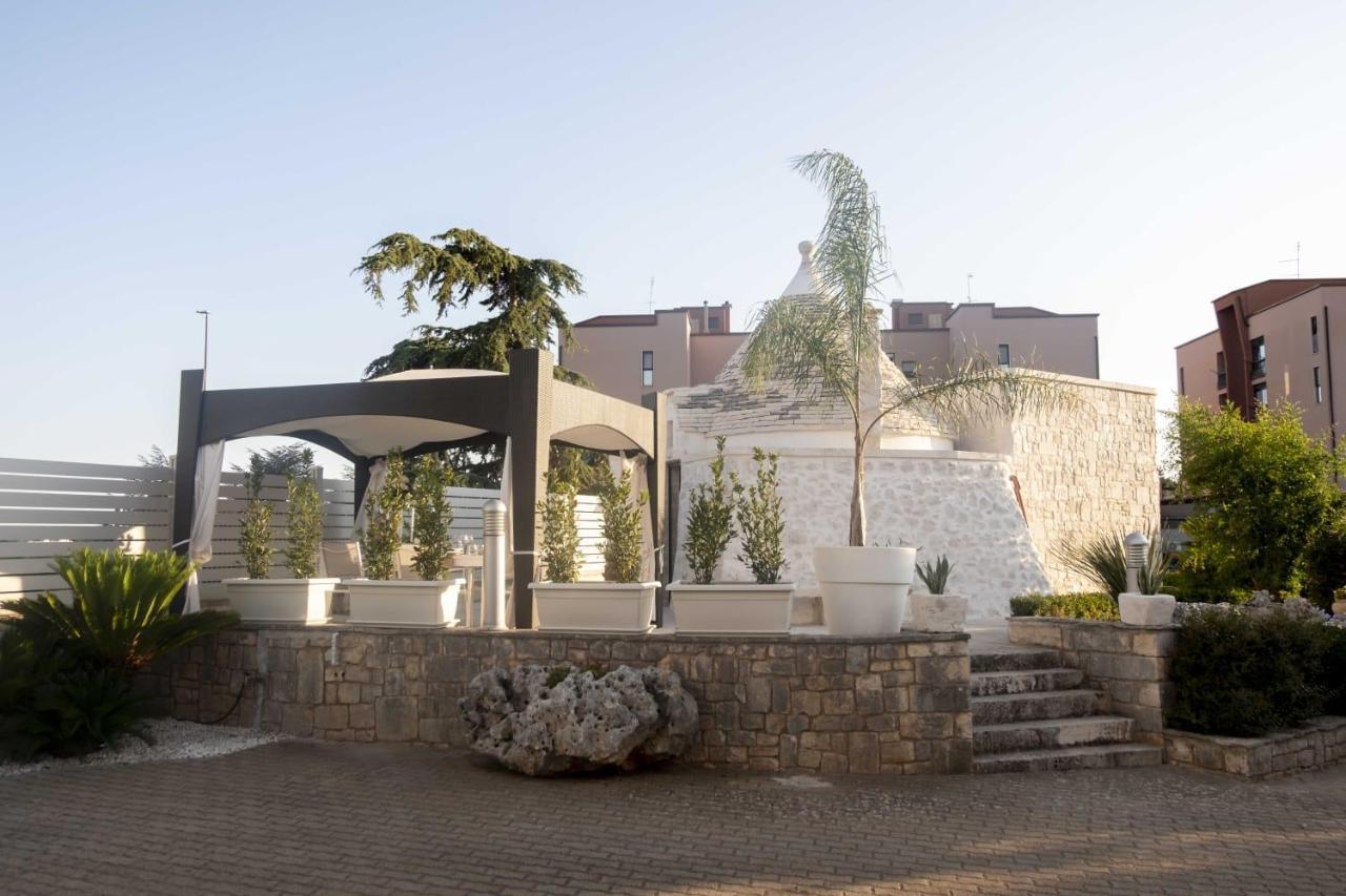 Orutra Villa Ночи Екстериор снимка
