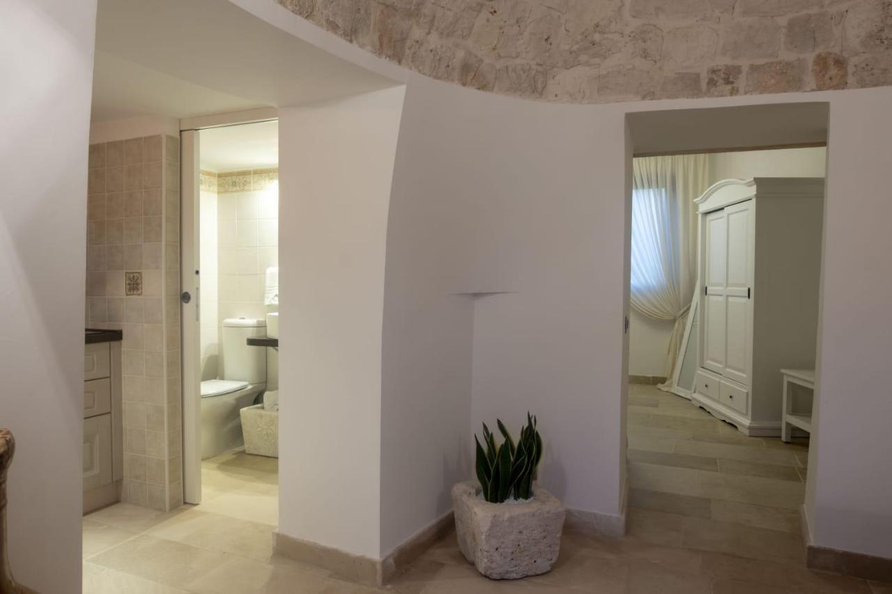 Orutra Villa Ночи Екстериор снимка